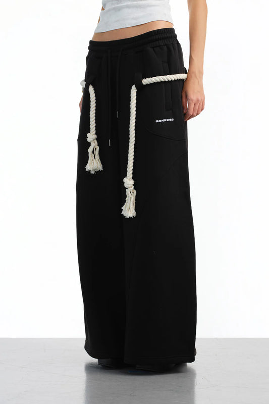 Black Puff Mode Sweatpants